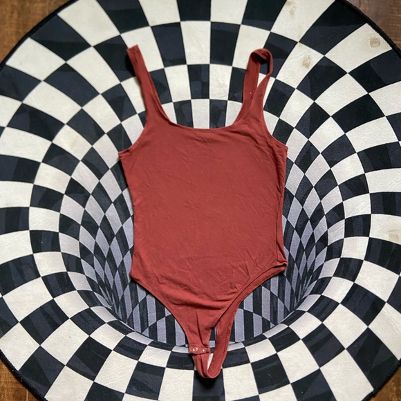 Garage Thong Bodysuit Rusty Red size Small - Picture 2 of 4
